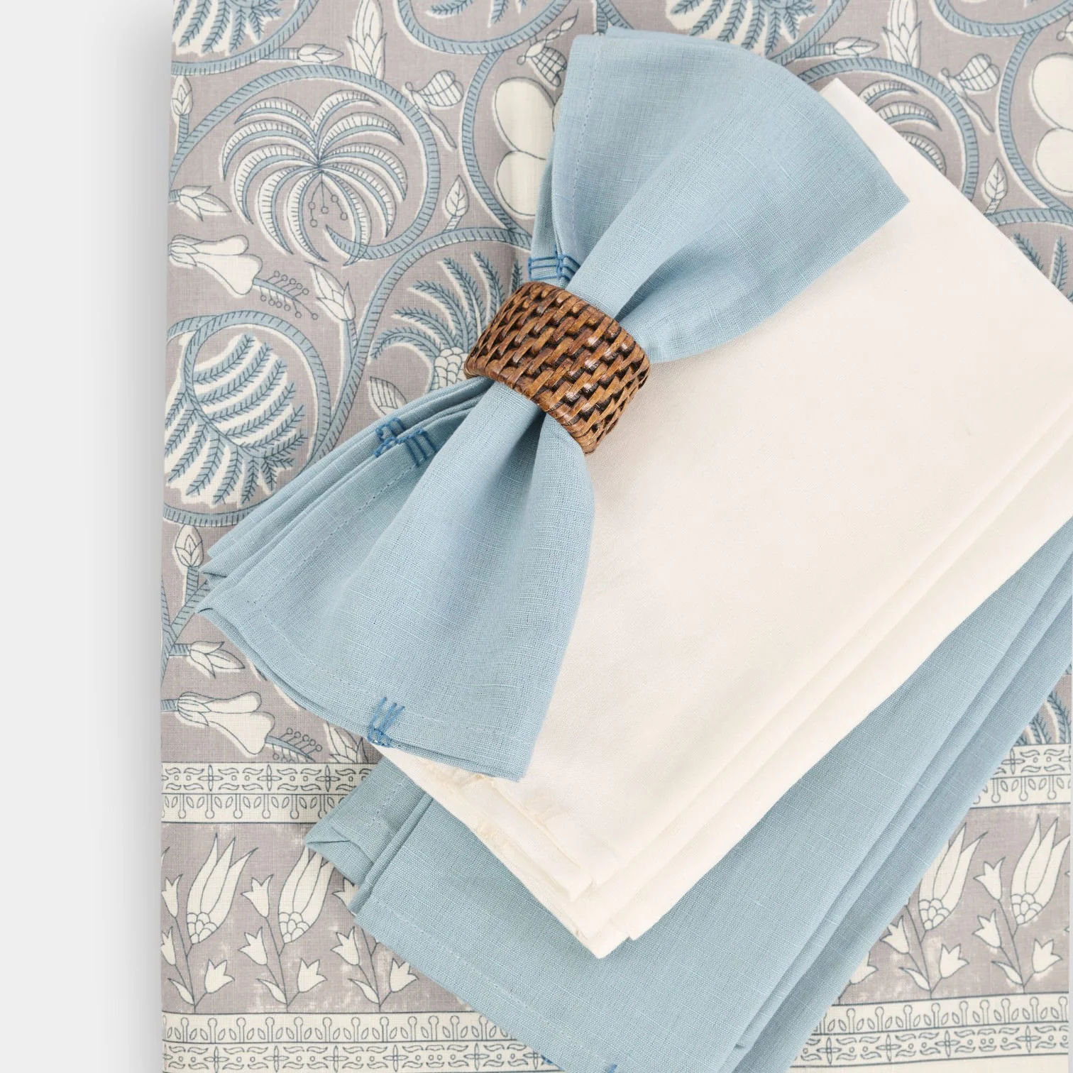 Cotton and Linen Napkin - Set of 4 - Image 3