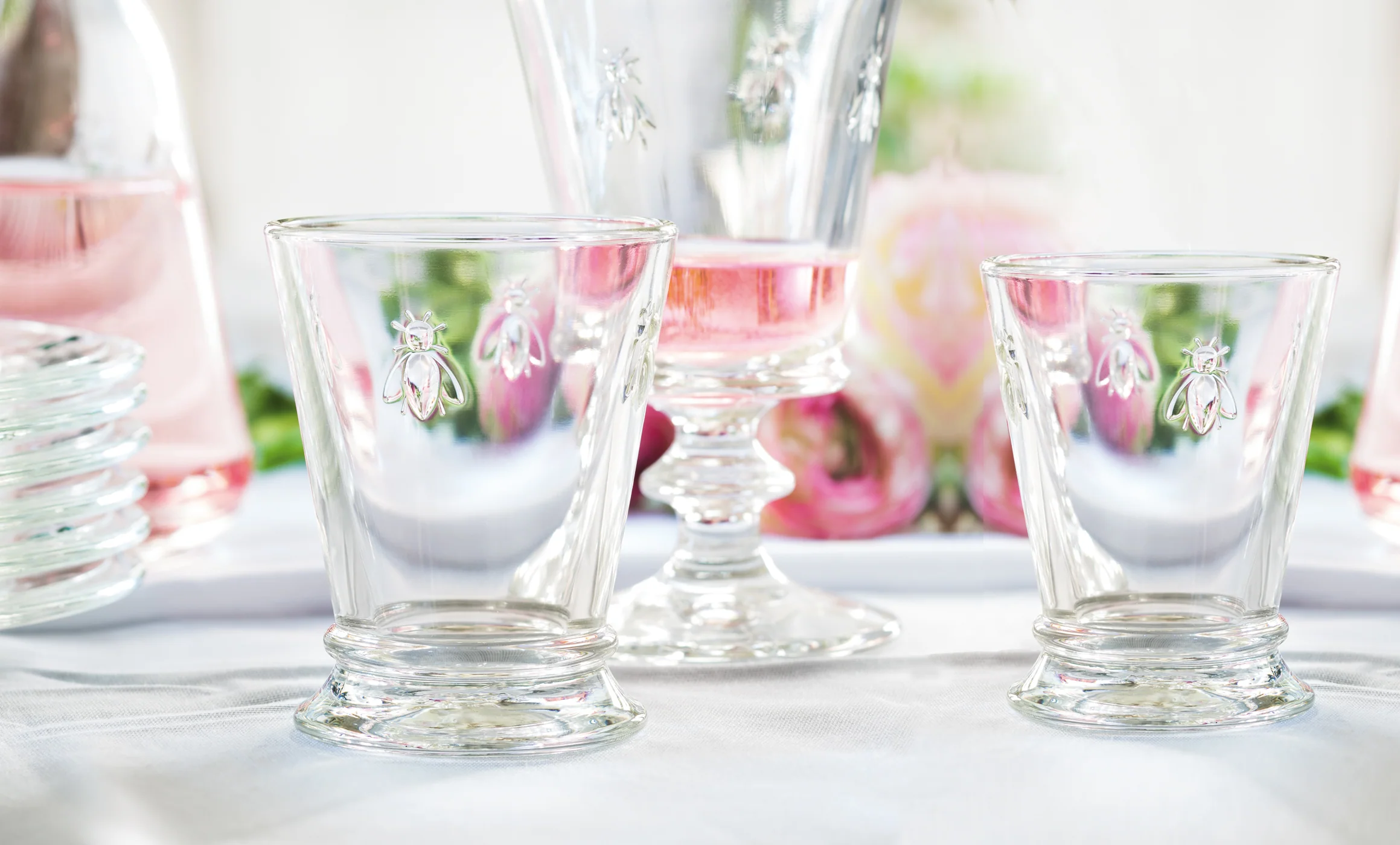 Bee Drinking Glass - Image 3